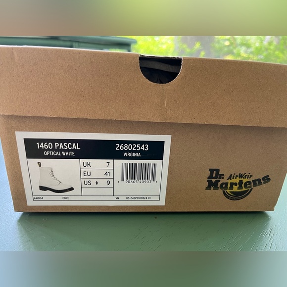 Dr. Marten 1460 Pascal Optical White Virginia Leather - Picture 6 of 6